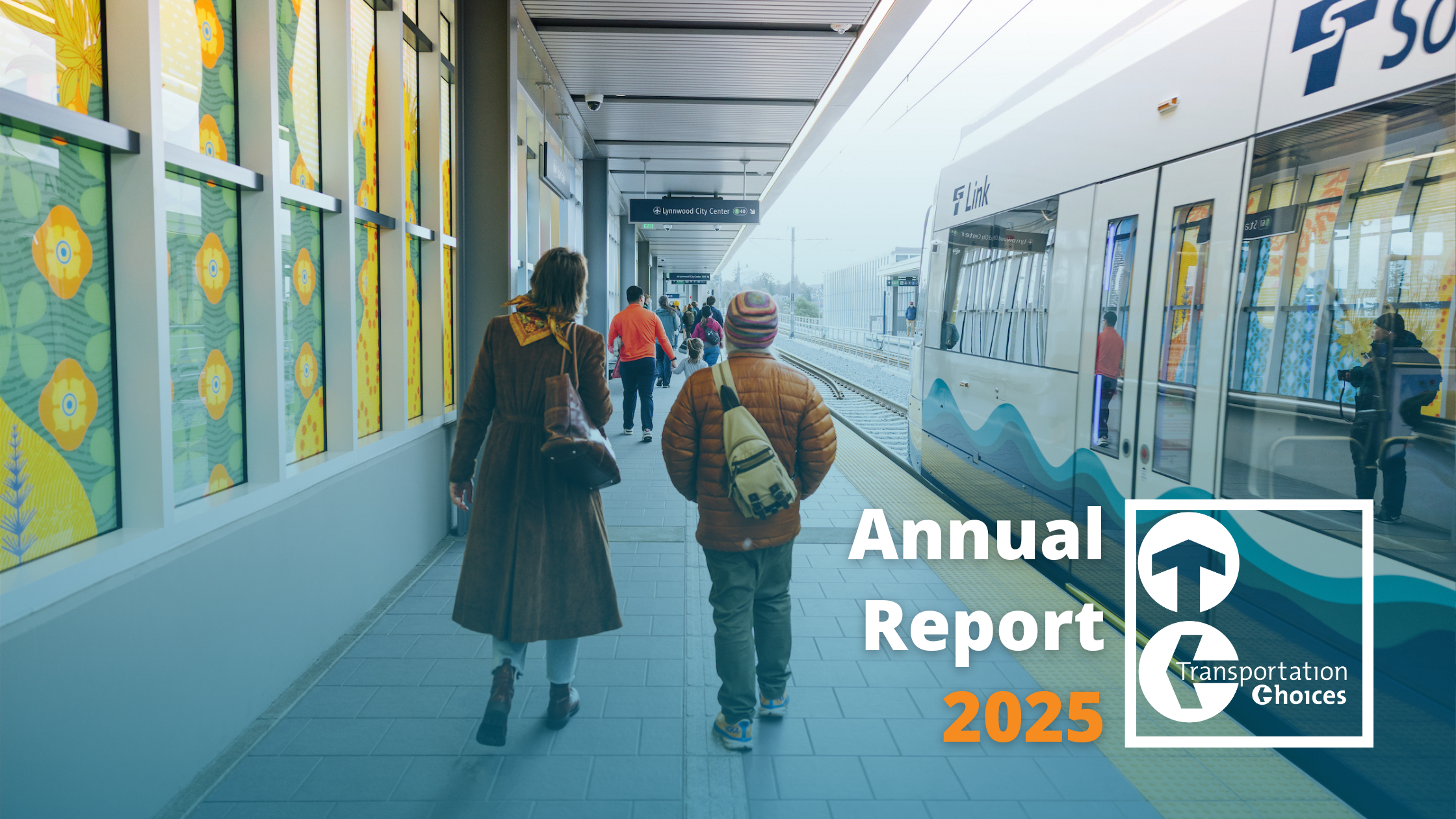 Transit riders at the new Star Lake station. Photo by Glenn Landfield for Sound Transit.